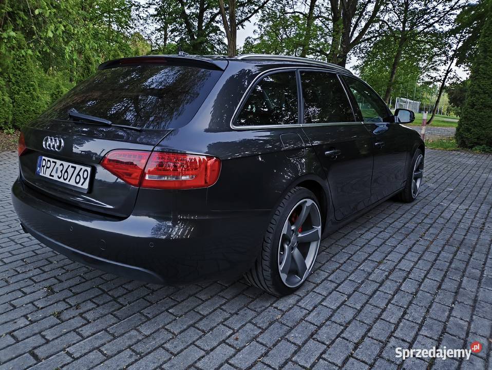 Audi A4b8 174 oryginał manualna Przeworsk sprzedam