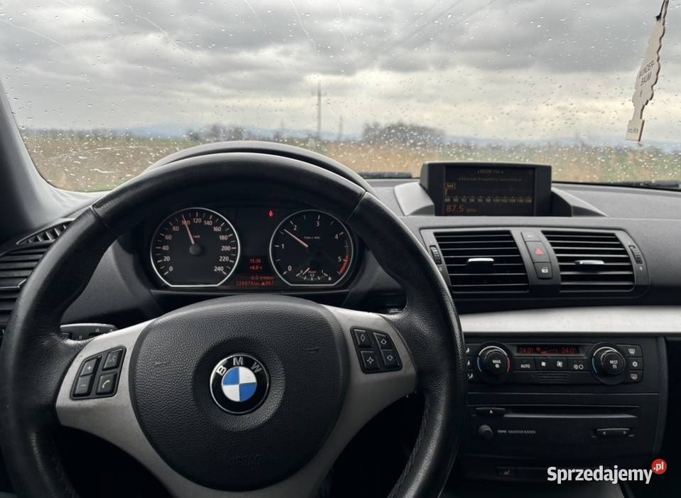 BMW 1 2006 20d Bogate wyposażenie manualna Seria 1