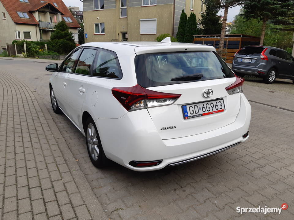 Toyota Auris II Kombi 14 D4D 2018 pomorskie Gdańsk