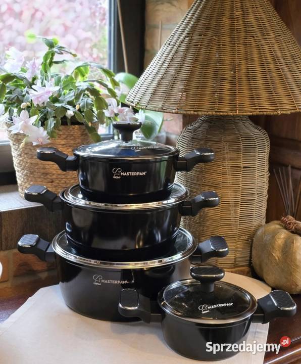 259 Garnki lakierowane czarne 4 sztuki Masterpan Zabrze