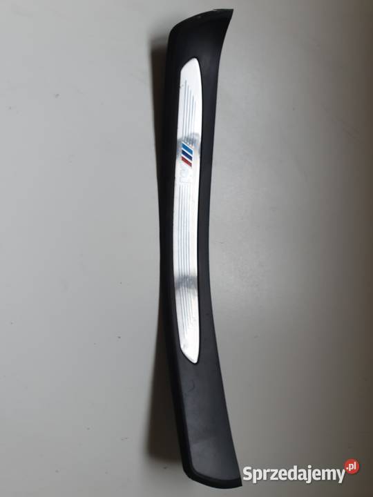 LISTWA OZDOBNA MPAKIET LEWY TYŁ 7896861 BMW E60 Listwy i nakładki Strzyżewice