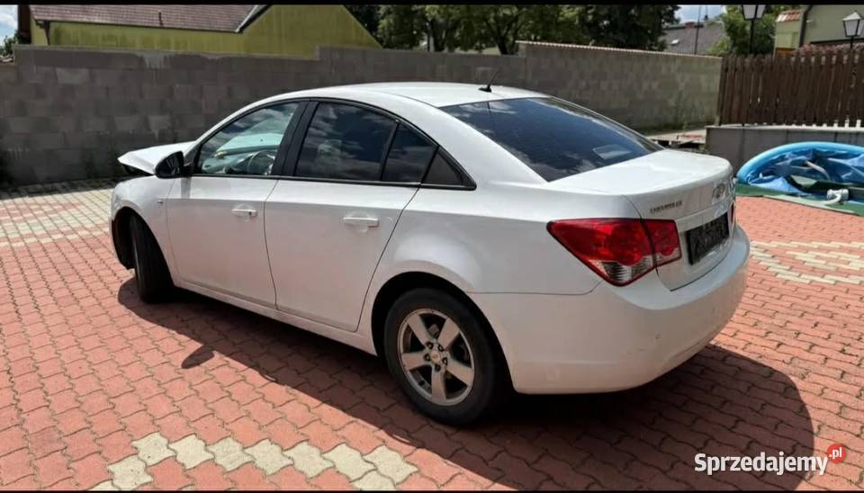 Chevrolet Cruze LS Limousine