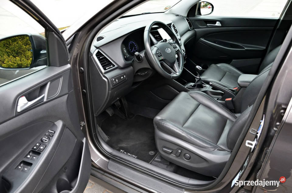 Hyundai Tucson 17 CRDI 116 Kamera Serwis Idealny szary Ostrów Mazowiecka