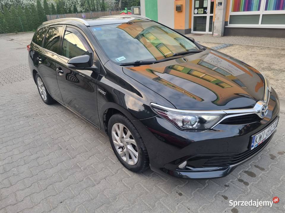 Toyota Auris Kombi Hybryda 2019r hybryda Wieliczka sprzedam