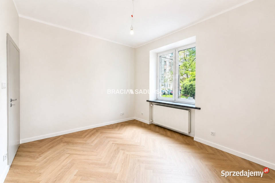 Sprzedam mieszkanie 688m2 3 pokojowe Kraków os
