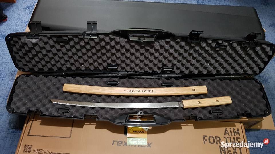 Miecz w walizce super na prezent