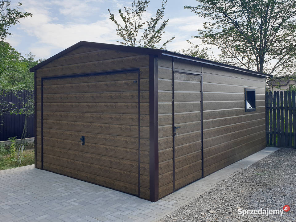 Garaż ocieplany z płyty warstwowej 356m Kraków