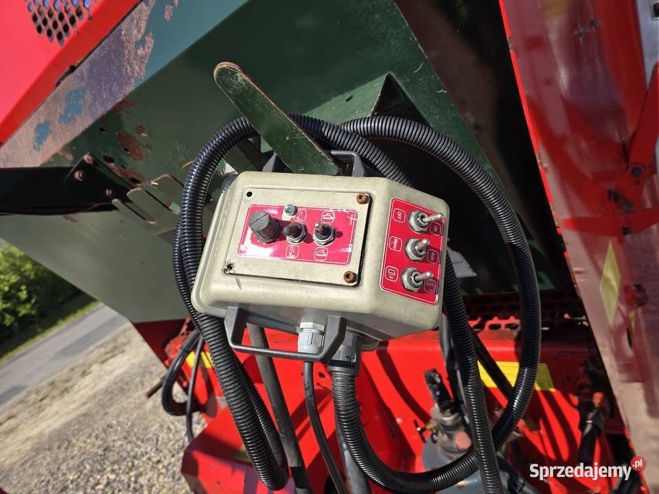 Rozrzutnik obornika Jeantil 1612 Rozrzutniki obornika Miechów-Charsznica sprzedam