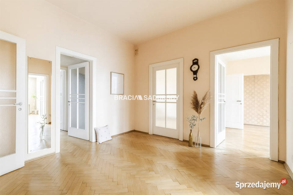 sprzedaży mieszkania 1177m 4 pokojowe Kraków własność małopolskie sprzedam