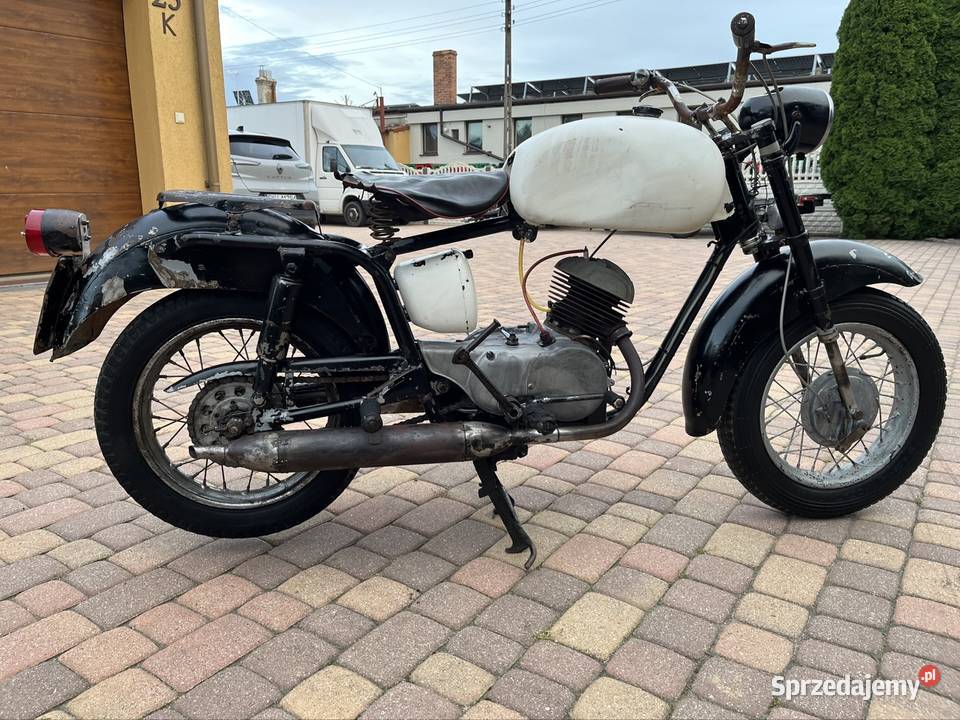 Sprawne Isomoto 125B łódzkie Żychlin