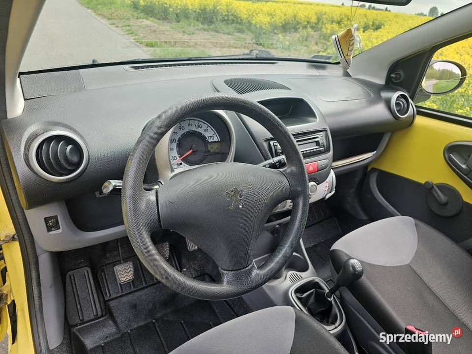 Peugeot 107 10 benzyna nieuszkodzony