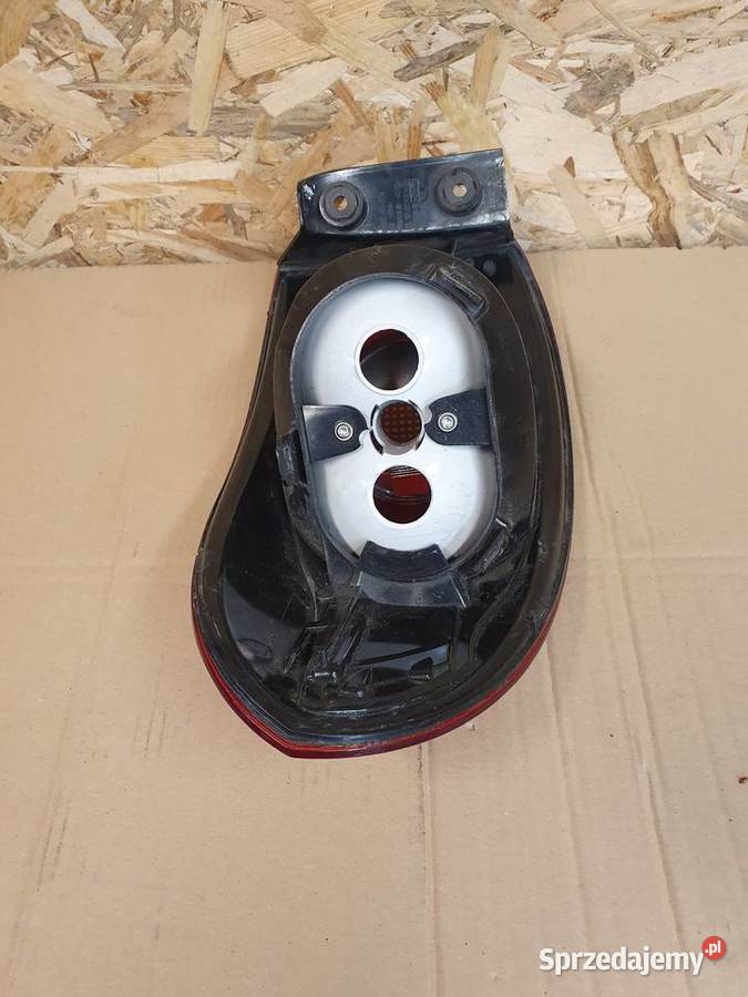 VW TIGUAN I LAMPA PRAWA TYLNA PRAWY TYŁ Międzychód