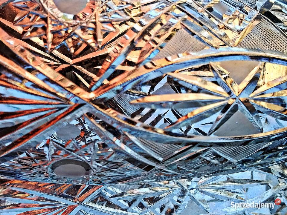 Śliczny wazon kryształowy Klenica