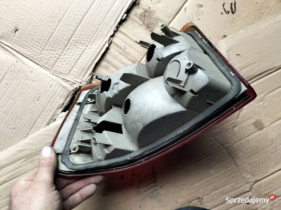 LAMPA TYŁ TYLNA PRAWA OPEL ASTRA F 1 Kamień-Kolonia