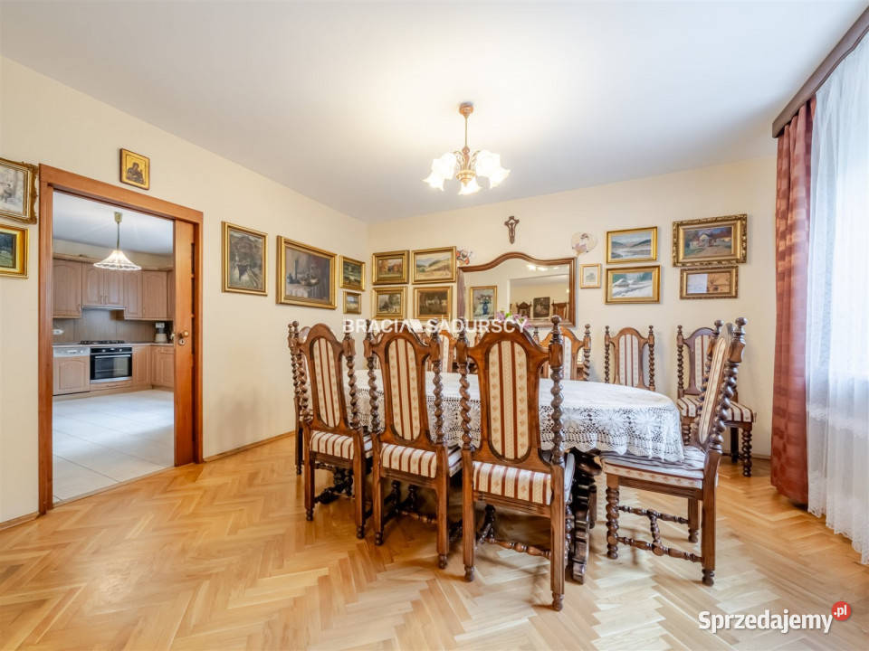 sprzedaży domu wolnostojącego Kraków 220m2