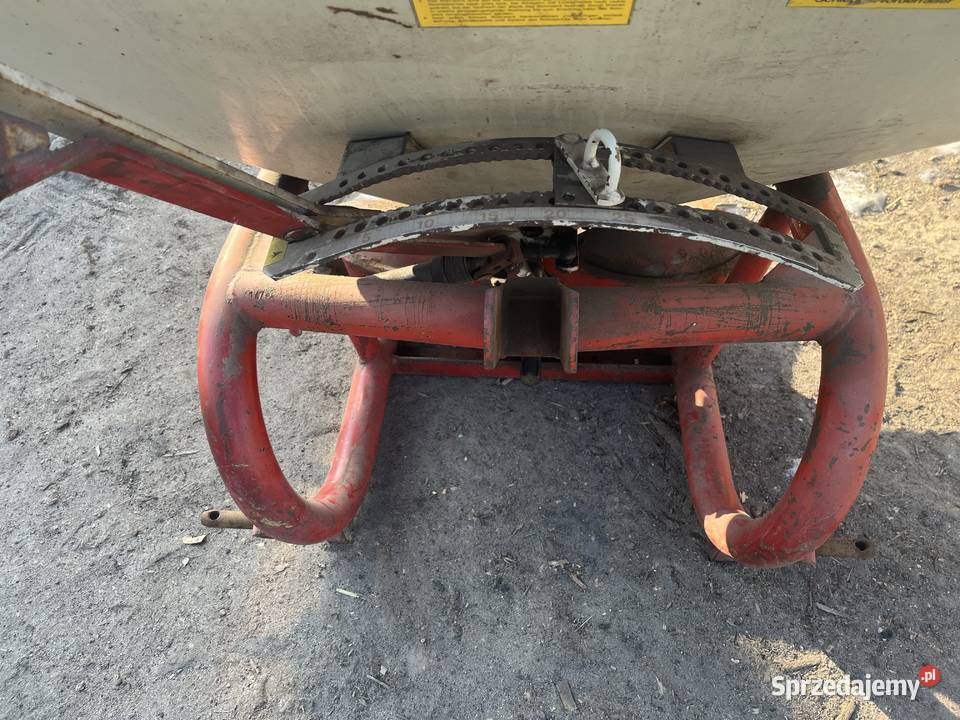 Rozsiewacz nawozu Rauch Komet 450 Rolnictwo