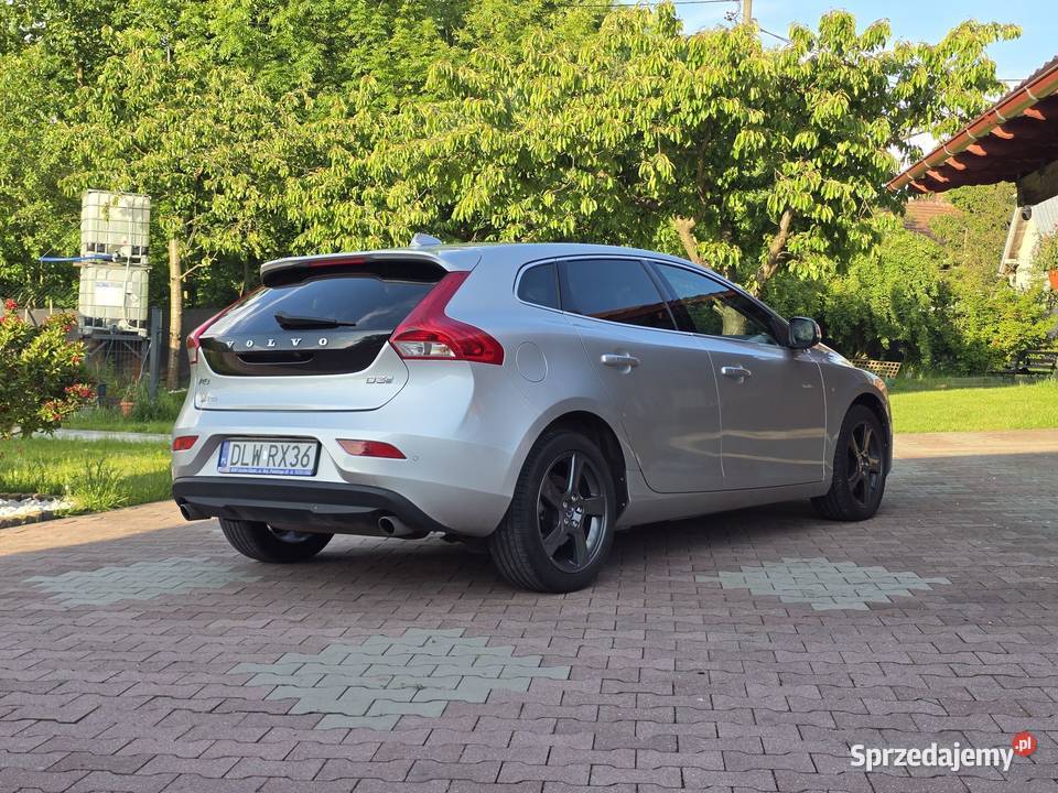Volvo V40 II D3 Geartronic Inscription 20 d 150 V40 Ubocze sprzedam