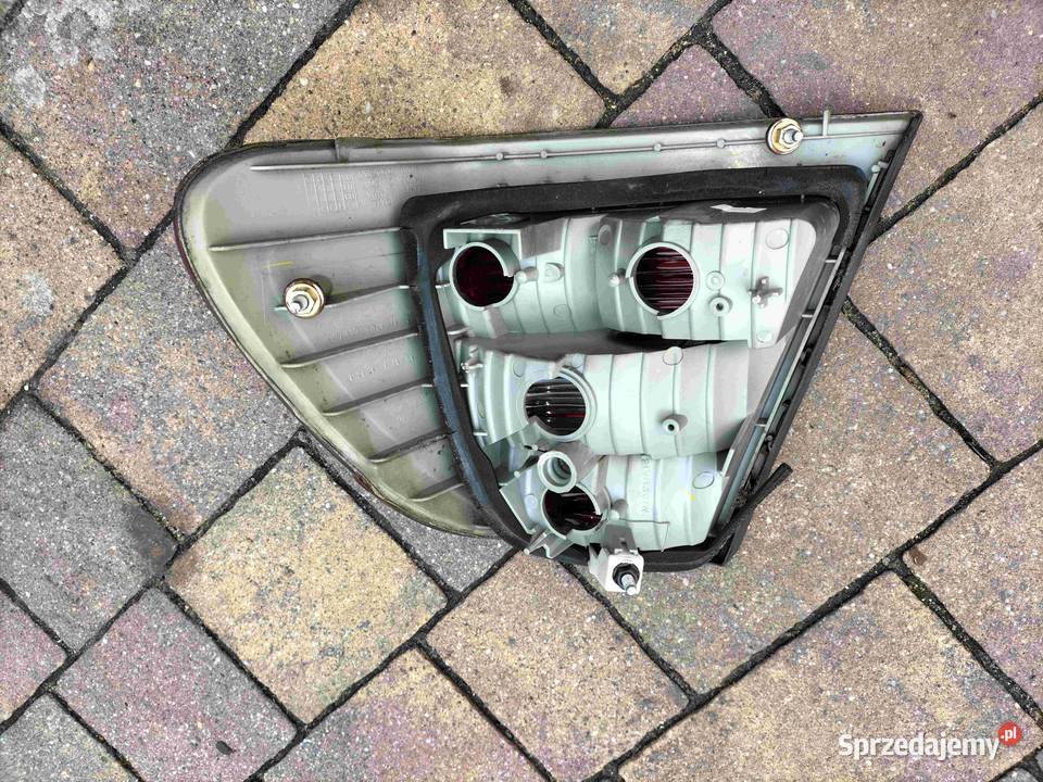 Lampa lewa tylna BMW E46 SEDAN LCI Biały Poręba sprzedam