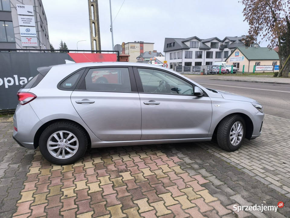 Hyundai i30 15DPi 16V 110 Klima Navi Czujniki