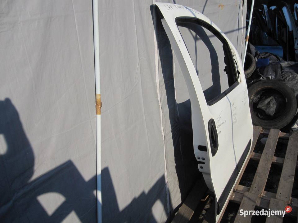 PEUGEOT BIPPER 12r drzwi prawy przód