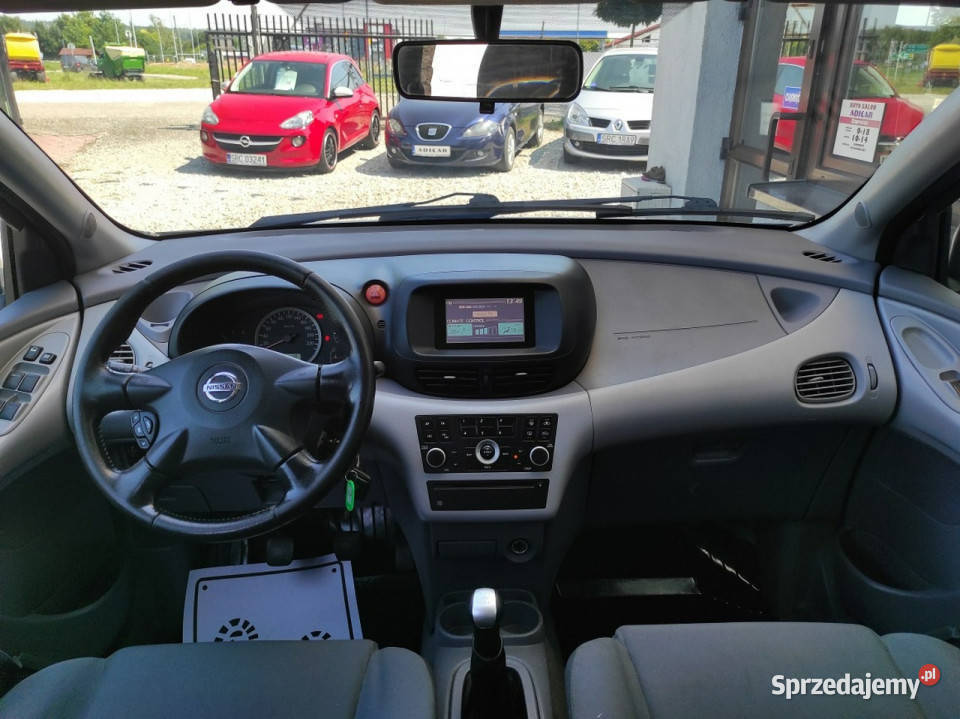 Nissan Almera Tino klima Kamera Alu wielofunkcja Racibórz