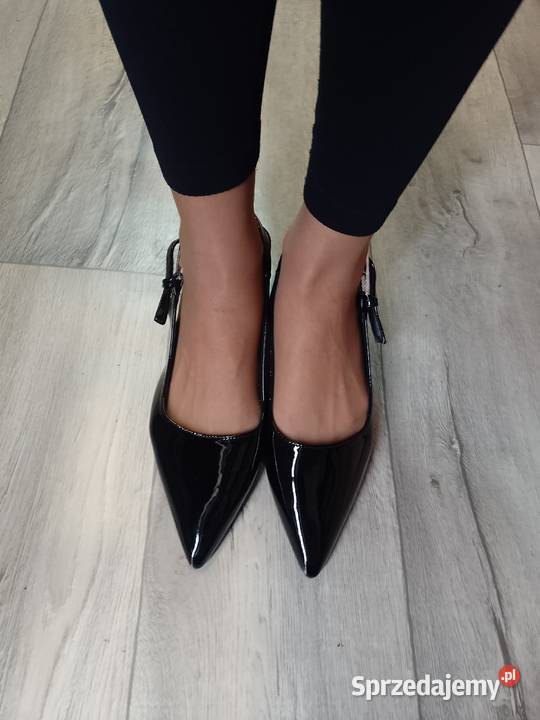 43 CZARNE czółenka wieczorowe z odkrytą piętą małopolskie