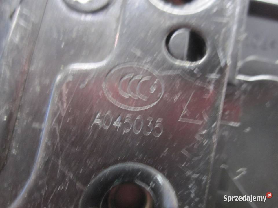 HYUNDAI I20 I 10r zamek drzwi lewy przód A045035 sprzedam