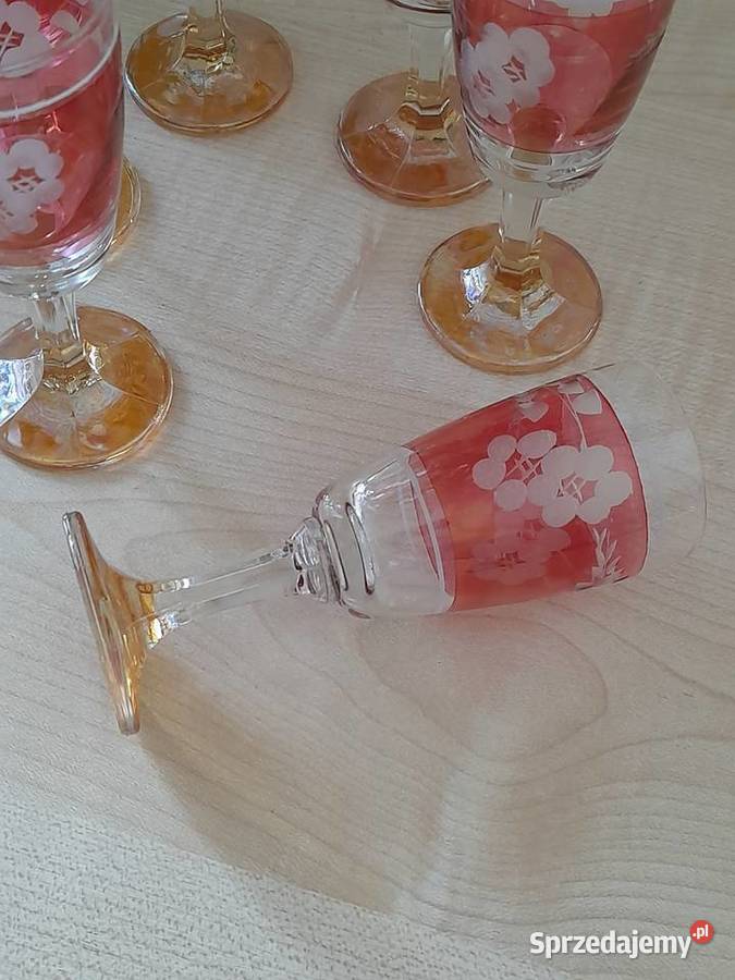 Kieliszki kryształowe Bohemia 6 z czasów PRLu Porcelana i szkło