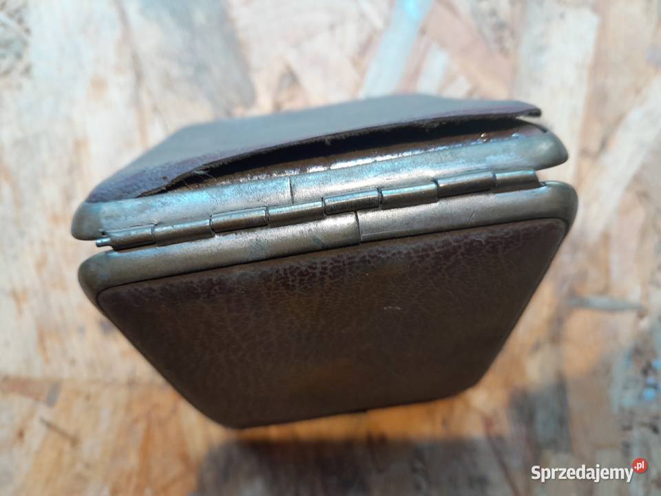 Stara papierośnica zabytek PRL starszy retro śląskie Dąbrowa Górnicza