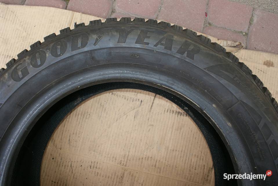 Nowa GoodYear 18565R15 88T ma 8 mm bieżnika Nozdrzec