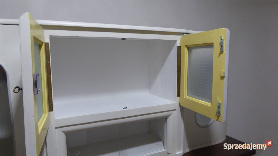 Kredens kuchenny przedwojenny renowacji