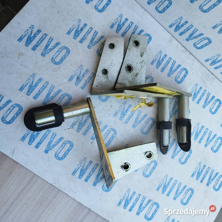 Wspornik lampy blyskowej 82027652 case mx Do ciągników