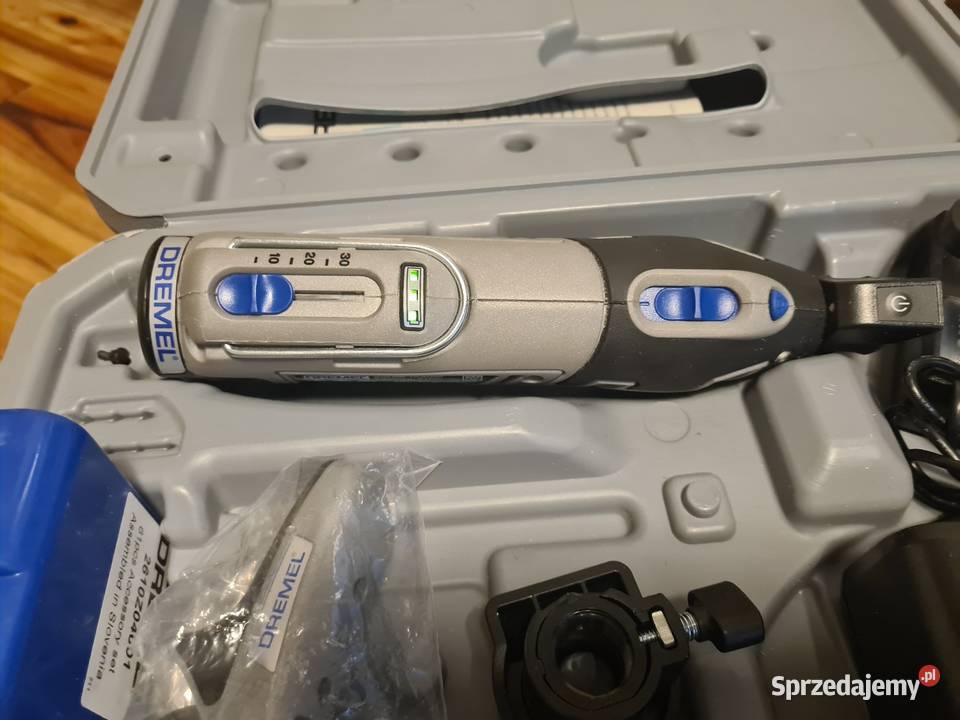 Multiszlifierka z osprzętem Dremel 8220245 godna Nowy Sącz sprzedam