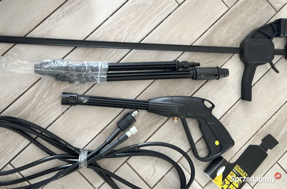 Lanca teleskopowa z myjką Stanley Łódź