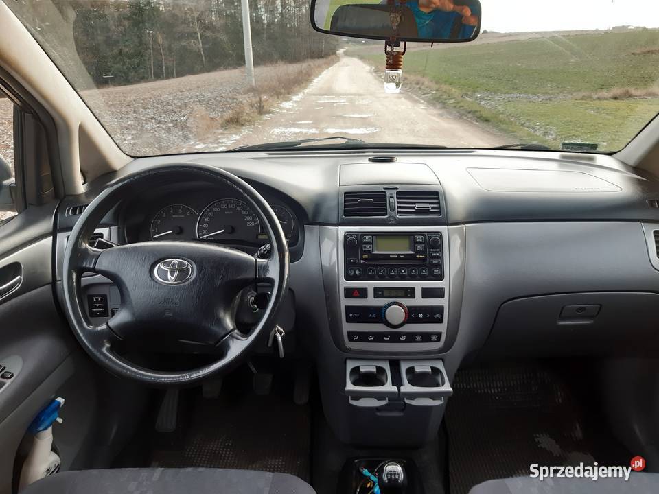 Toyota Avensis Verso 7 osobowa Van / Minibus Racibórz