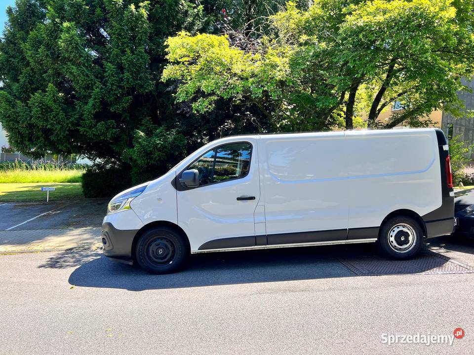 SPRZEDAM RENAULT TRAFIC 20 DIESEL2018r Napęd przednia oś Przykona