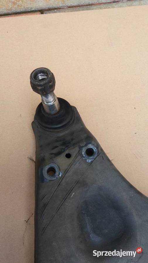 Wahacz dolny i górny lewa strona IVECO DAILY Chomentówek sprzedam