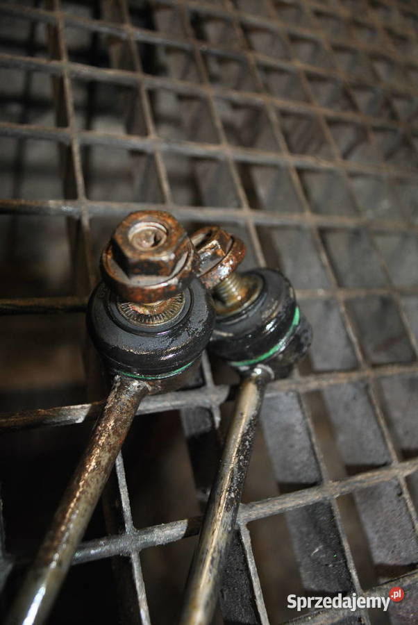 Komplet łączników przedniego stabilizatora BMW osobowe Poręba