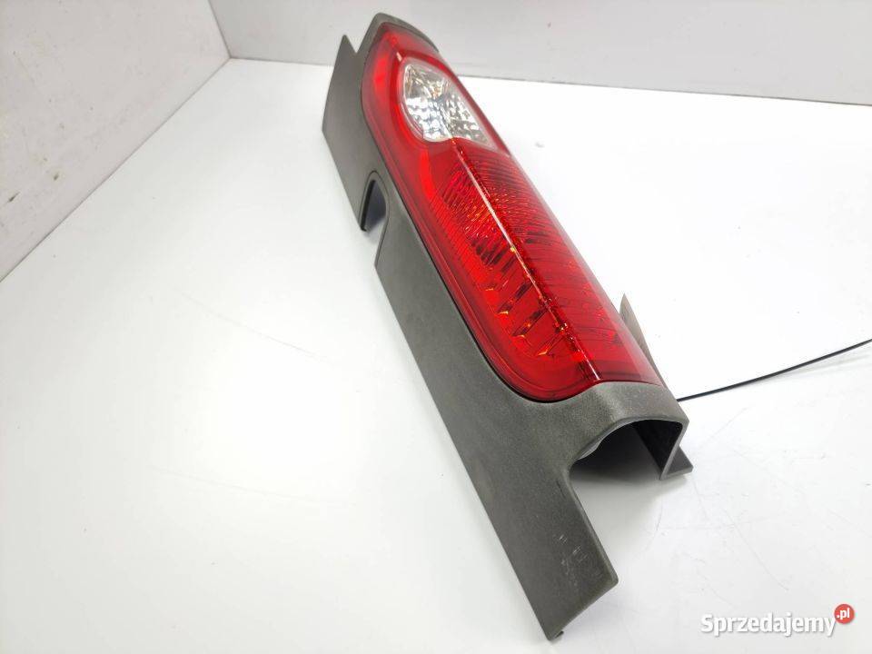 LAMPA PRAWA TYŁ RENAULT TRAFIC II 93857722