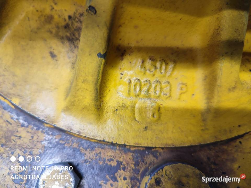 Zwolnica Zwrotnica Półos 10203 Piasta JCB 4CX Wilkowo sprzedam