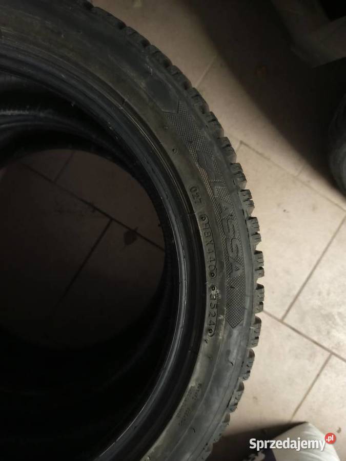 Opony zimowe Lassa 22545 R17 Dot 3524