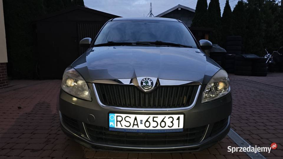 Skoda Roomster 12 105 2012R Film Salon Sanok Zarszyn