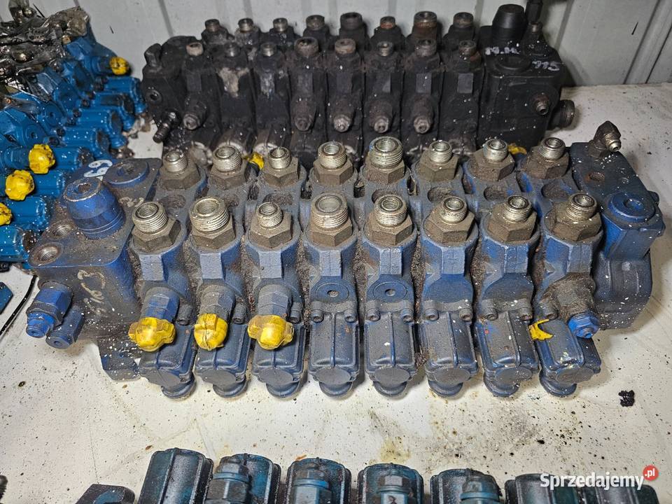 Rozdzielacz hydrauliczny tylni Holland Case Fiat Gdynia