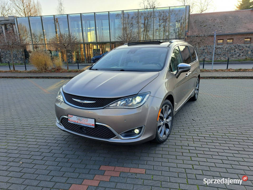Chrysler Pacifica Limited 36 V6 291 2017r szyberdach Kampinos