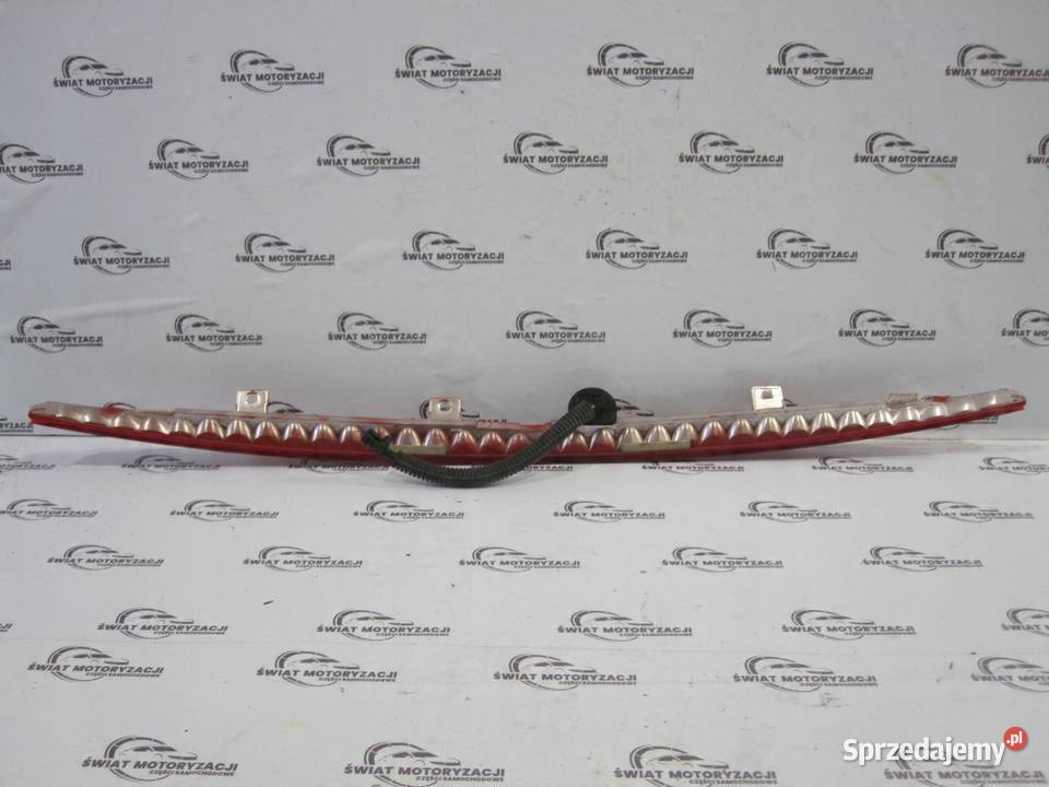 CITROEN DS3 10r światło STOP 9684357380 89075774 osobowe