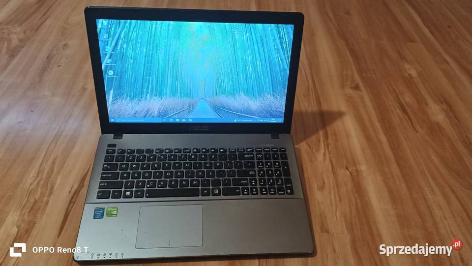 Laptop Asus R510L