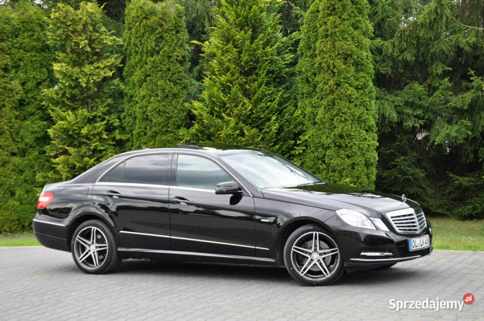 Mercedes E 350 czarny Mercedes-Benz Ostrów Mazowiecka