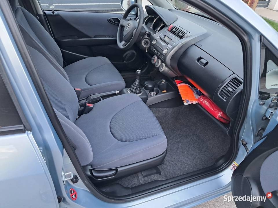 Honda Jazz 12 sprawna klima stan bez rdzy sprzedam