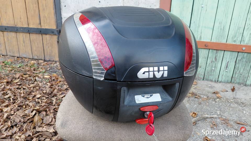 Kufer motocyklowy tylny GIVI używany sprawny 2 Łochów sprzedam