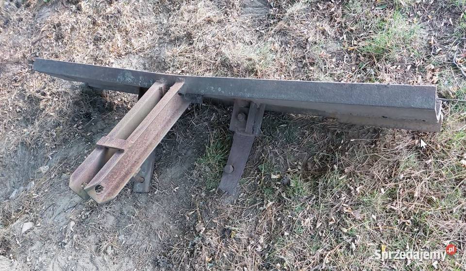 Pług do odśnieżaniarównania terenu na belkę do Pniewy